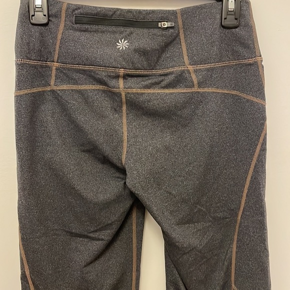 Athleta active Gym Yoga Capri leggings straight leg size XS - Small B66 - Picture 3 of 4